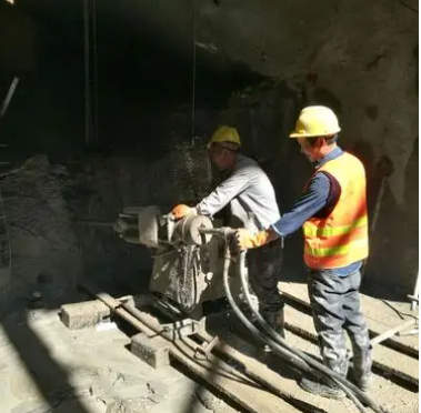 望城水下抗分散灌浆料特点 水下不分散注浆料介绍